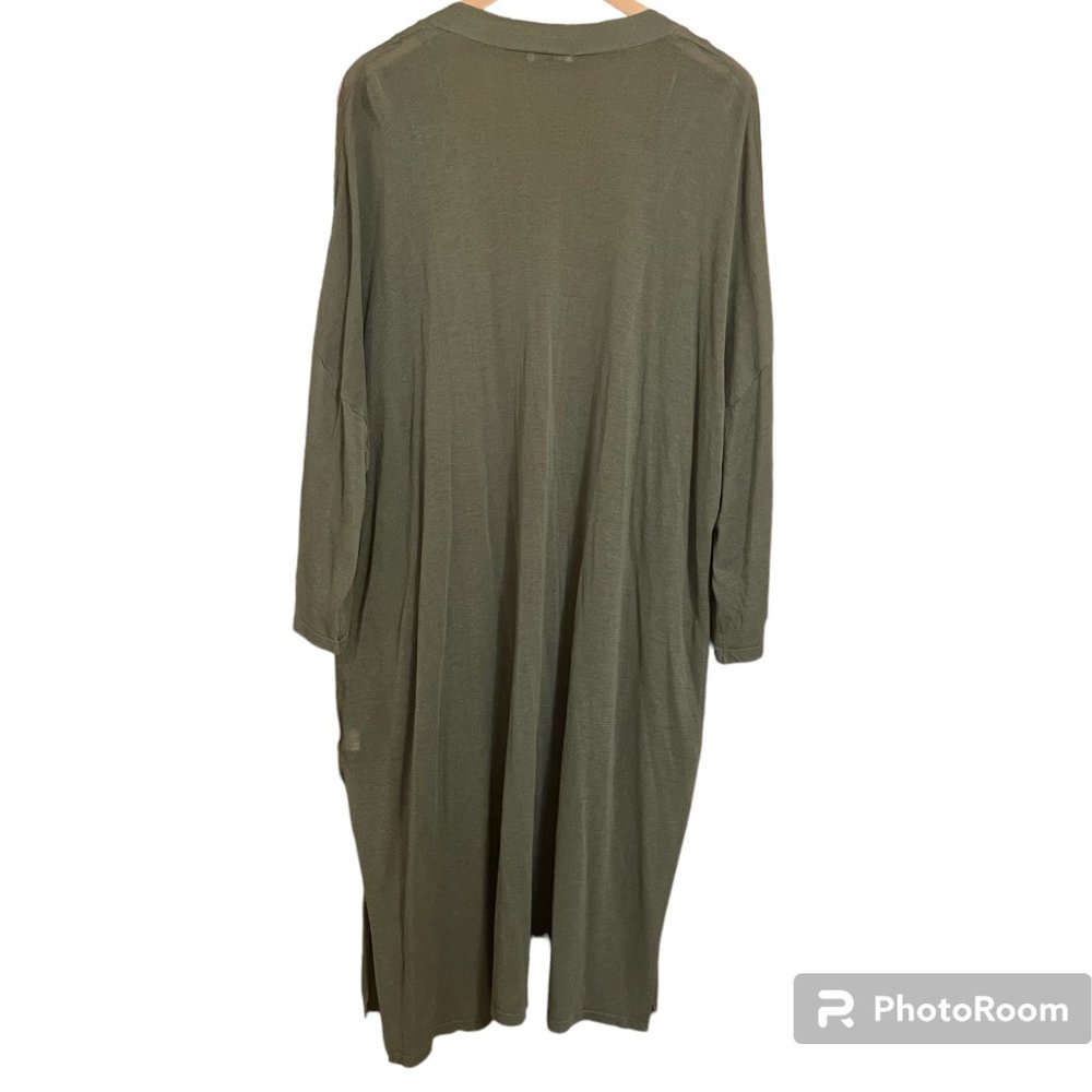 Dex Plus Size Cardigan - Picture 2 of 3
